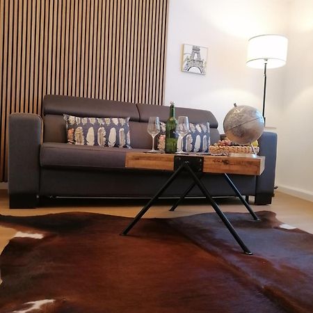 Stilvolle Wohnung An Der Alten Mainbruecke Вюрцбург Екстер'єр фото